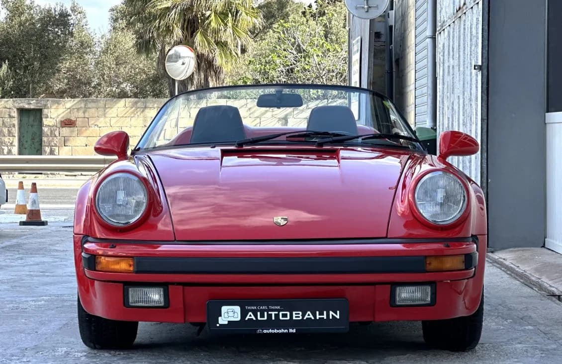 Porsche 911 Speedster front view